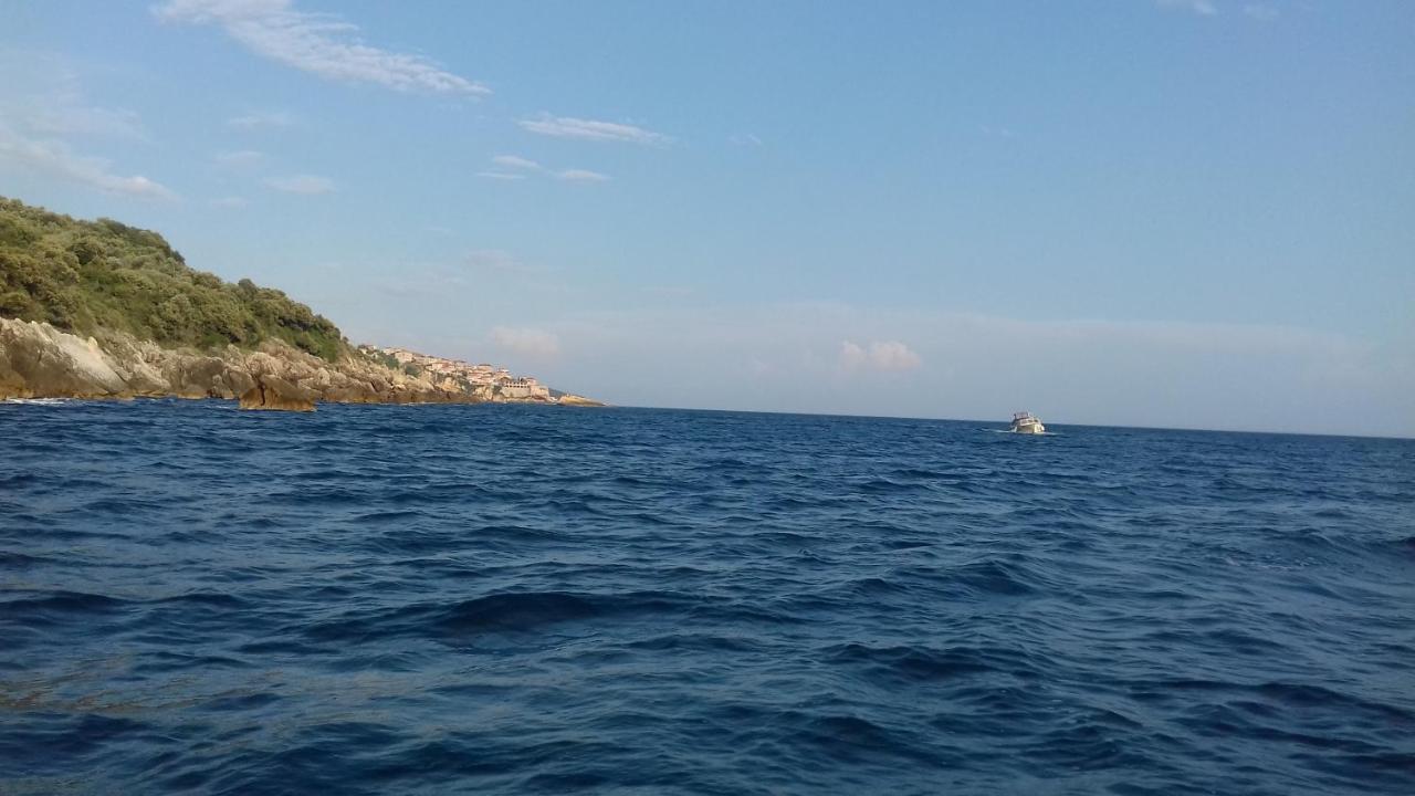 Apartment Vuk I Novak Ulcinj Exteriér fotografie